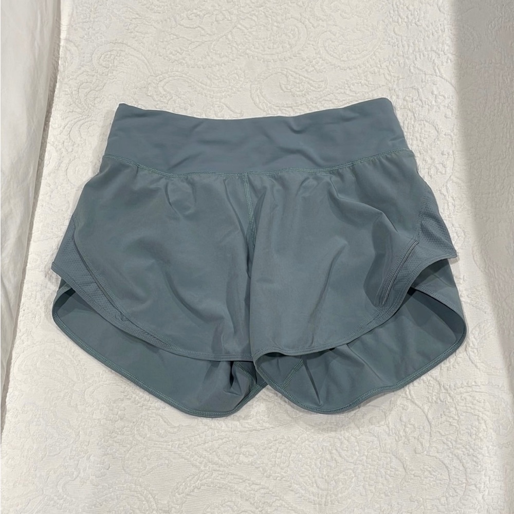 Lululemon shorts - Picture 6 of 6
